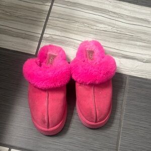 UGG Fuchsia Women's Slippers